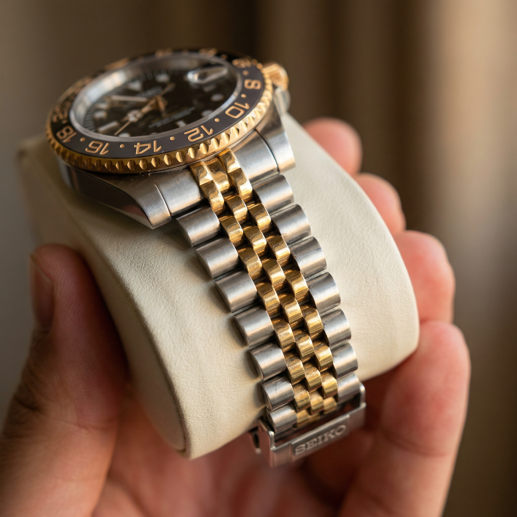 Mod GMT Two Tone Black