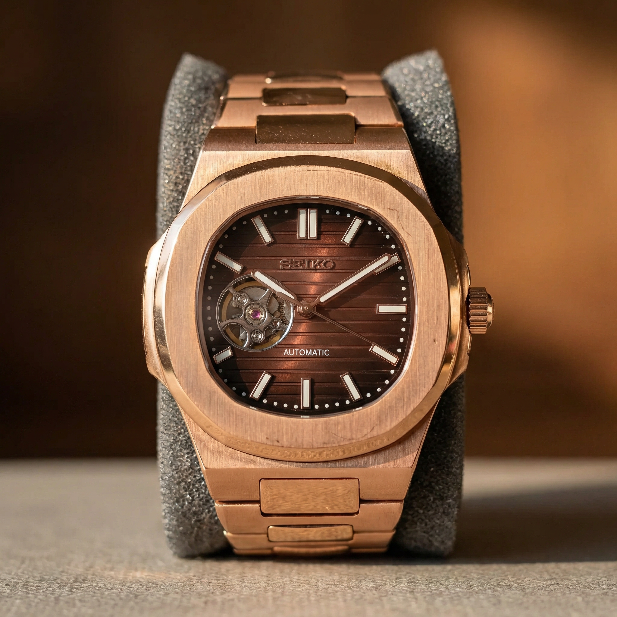 Mod Nautilus Open Heart Rose Gold Chocolate